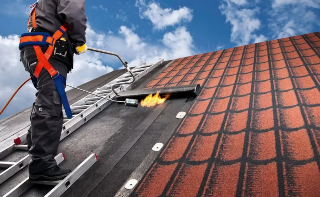 Выбор материалов для ремонта кровли